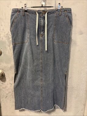 Vintage Y2K Women's Blue Denim Midi Skirt with Drawstring Waist